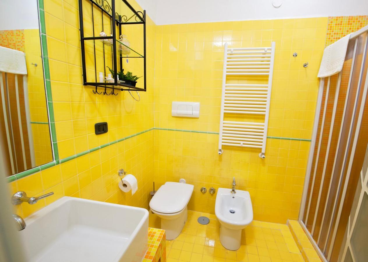 Casa "Kapri" Da Eva - Salerno Centro Con Self Check-In Διαμέρισμα Εξωτερικό φωτογραφία