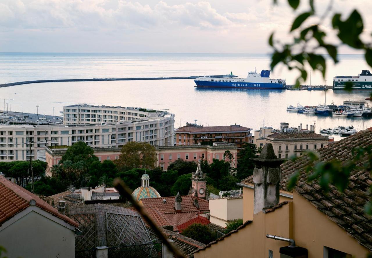 Casa "Kapri" Da Eva - Salerno Centro Con Self Check-In Διαμέρισμα Εξωτερικό φωτογραφία